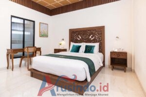 Briggs Inn Surabaya dengan interior boutique hotel bernuansa Jawa kolonial modern di kawasan Darmo.
